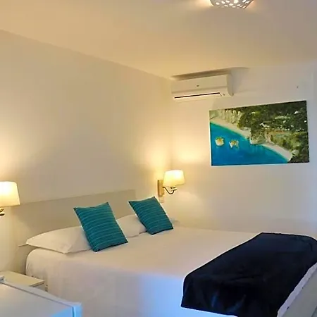 Albergo